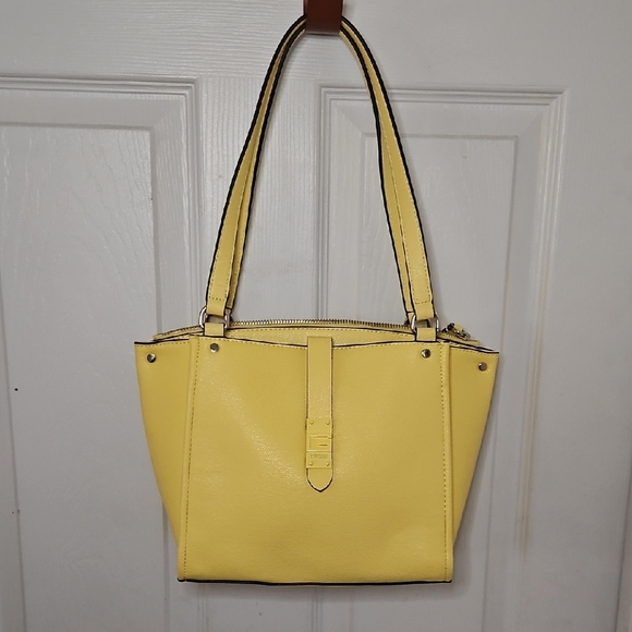 EUC Beautiful Guess Tropical Yellow Shoulder Crossbody Tote Bag Vacation Ready - Picture 2 of 13